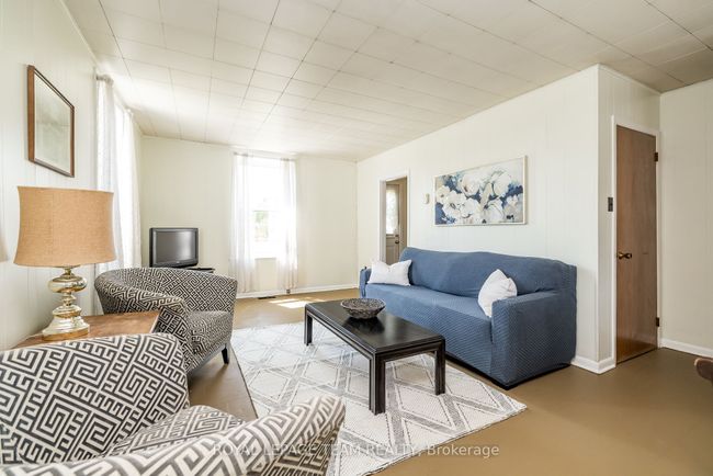 2106 Dunrobin Rd, House other with 3 bedrooms, 2 bathrooms and 8 parking in Dunrobin ON | Image 19