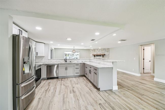 13909 Berkowitz Ave, House other with 3 bedrooms, 2 bathrooms and null parking in Hudson FL | Image 6
