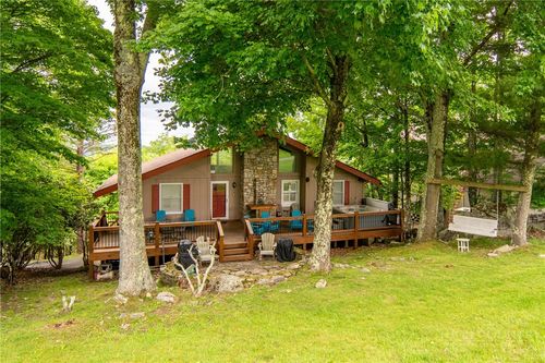 501 Saint Andrews Rd, Beech Mountain, NC, 28604-8217 | Card Image