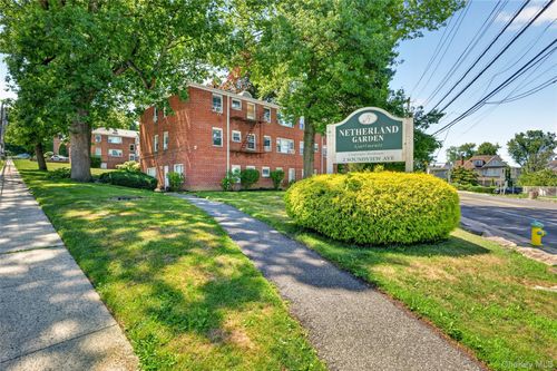 1n-205 W Post Rd, White Plains, NY, 10606-2942 | Card Image