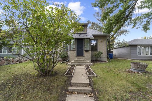 4806 53 Street, Stettler, AB, T0C2L2 | Card Image