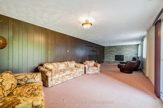 2534 Sherbrooke St W, House other with 3 bedrooms, 3 bathrooms and 4 parking in Cavan Monaghan ON | Image 29