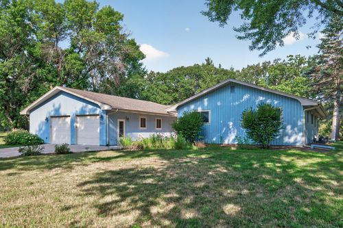 6033 Oak Cir, North Branch, MN, 55056-5095 | Card Image