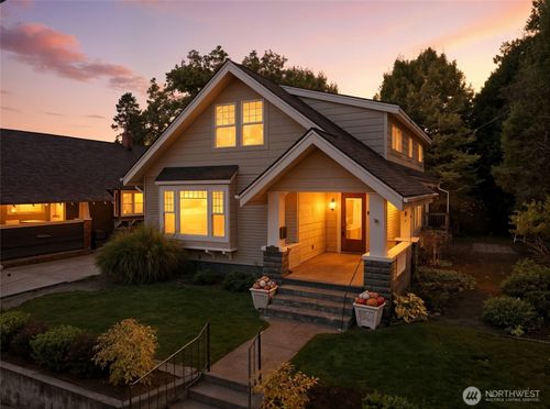 241 N Bellevue Ave, Walla Walla, WA, 99362-2376 | Card Image