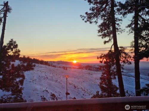 3671 W Sun East Rd, Ellensburg, WA, 98926-6896 | Card Image