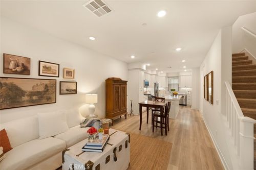 192 Juniper Dr, Rancho Mission Viejo, CA, 92694-1640 | Card Image