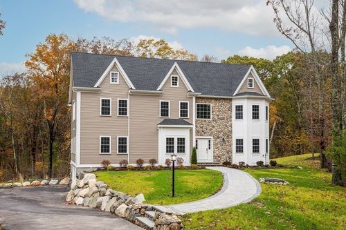 15 Anna Pl, Holliston, MA, 01746-2383 | Card Image
