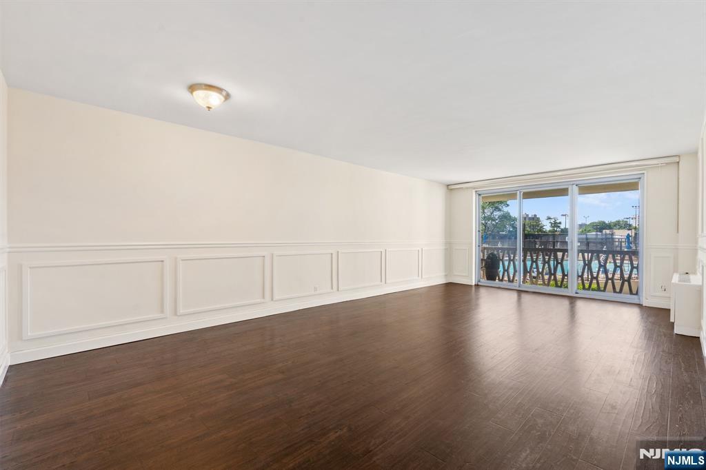 Residential in Fort Lee 3