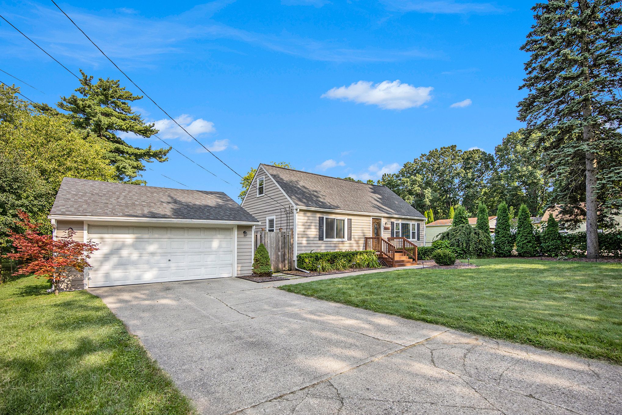 Richwood Rd, Auburn Hills, MI 48326