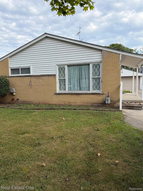 23558 Irving St, Taylor, MI, 48180-2359 | Card Image