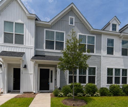 147 Omalley Dr, Summerville, SC, 29483-5636 | Card Image