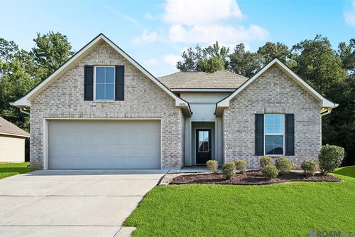 11070 Regency Ave, Hammond, LA, 70403-2627 | Card Image