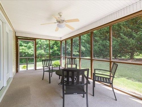 41 Hickory Nut Ln, Staunton, VA, 24401-9301 | Card Image