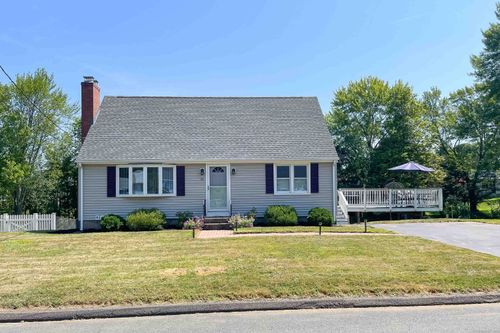 32 Schultz Rd, Berlin, CT, 06037-2124 | Card Image