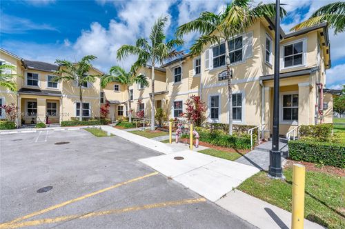 unit-13-112 Se 28th Ter, Homestead, FL, 33033-7273 | Card Image