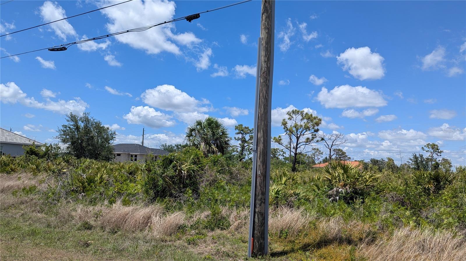 Land in PORT CHARLOTTE 4