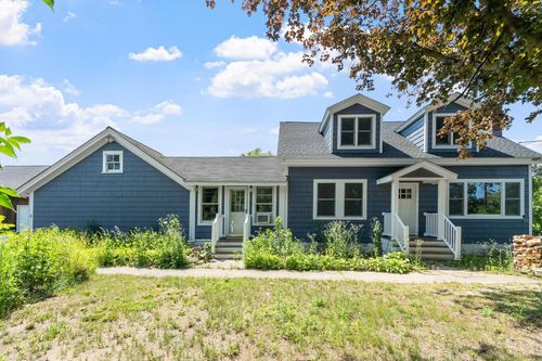 8 Island Pond Rd, Pelham, NH, 03076-3546 | Card Image