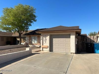 3018 W Tonopah Drive, Home with 2 bedrooms, 1 bathrooms and null parking in Phoenix AZ | Image 2