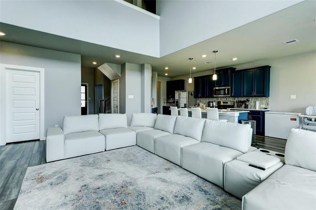 4910 Magnolia Springs Dr, House other with 4 bedrooms, 4 bathrooms and 2 parking in Pearland TX | Image 5