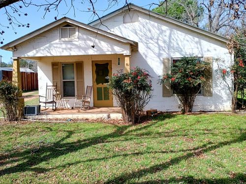 316 S Live Oak St, Mason, TX, 76856-1229 | Card Image