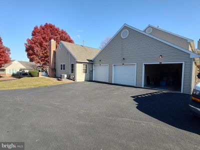 177 Heather Lane, Condo with 2 bedrooms, 2 bathrooms and null parking in READING PA | Image 2