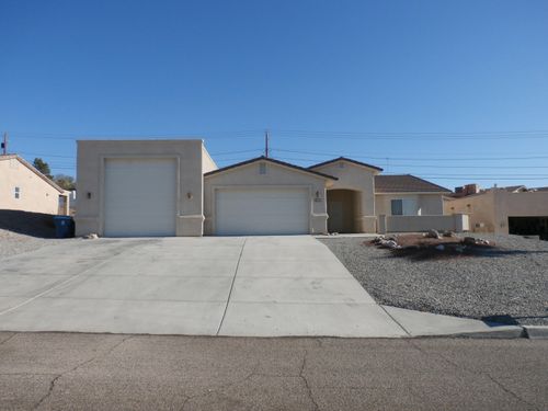 3174 El Dorado Ave N, Lake Havasu City, AZ, 86403-4100 | Card Image