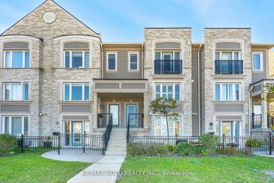 51 - 60 Fairwood Cir, Condo with 2 bedrooms, 3 bathrooms and 1 parking in Brampton ON | Image 1