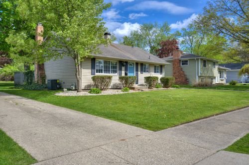 1728 Winston Dr, South Bend, IN, 46635-2032 | Card Image