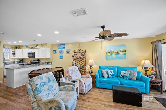 Living Room | Image 12