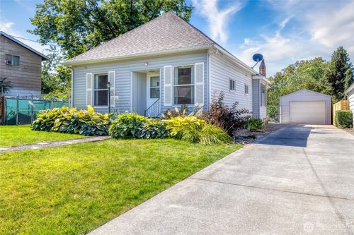 1060 Francis Ave, Walla Walla, WA, 99362-5410 | Card Image