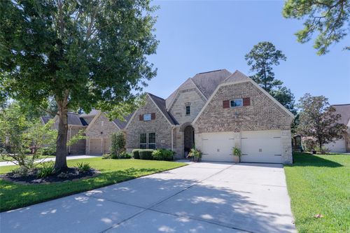111 Riverbend Way, Montgomery, TX, 77316-2810 | Card Image