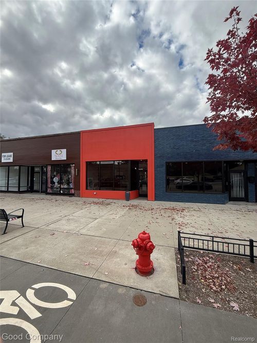 18981 Livernois Ave, Detroit, MI, 48221-2258 | Card Image