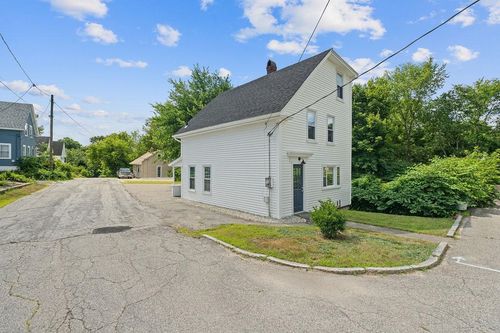 11 Bunker St, Farmington, NH, 03835-3309 | Card Image