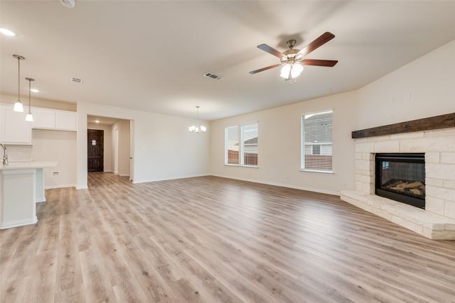 1405 Cedar Trl, House other with 4 bedrooms, 4 bathrooms and null parking in Azle TX | Image 14