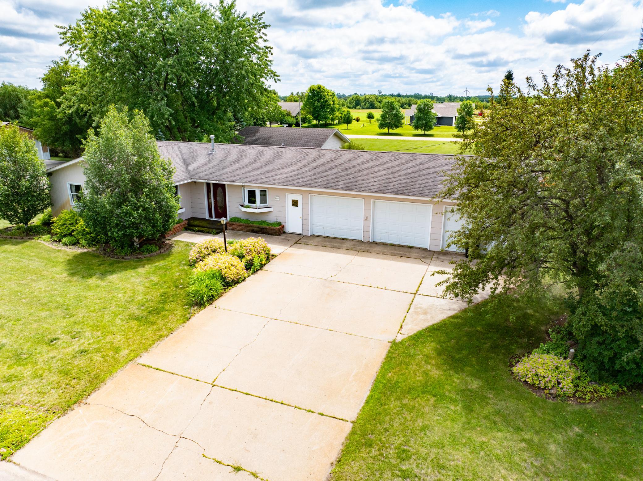 Kingsley Ave, Wadena, MN 56482