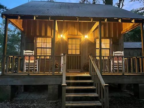 39733 Beach Rd, Ponchatoula, LA, 70454-5933 | Card Image