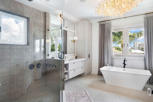 4050 Ne 30 Th Ave, House other with 5 bedrooms, 5 bathrooms and null parking in Lighthouse Point FL | Image 69