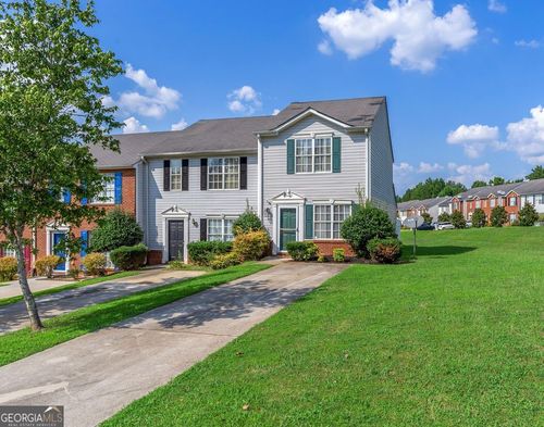 1327 Hollenbeck Ln, Riverdale, GA, 30296-7109 | Card Image