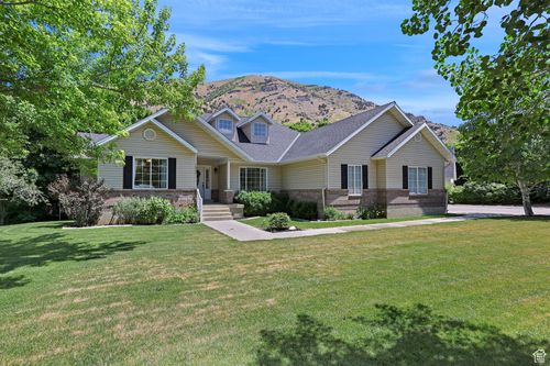 1953 E Highway 101, Hyrum, UT, 84319 | Card Image
