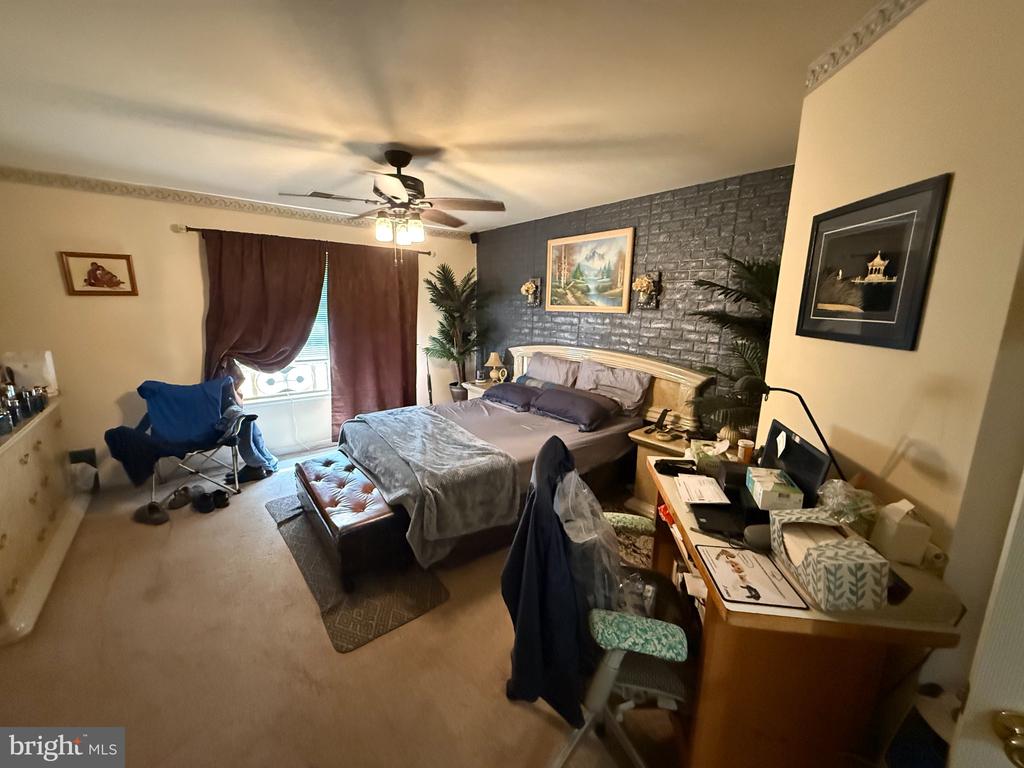 Residential in WOODBRIDGE 2