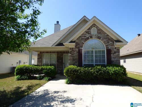 380 Forest Lakes Dr, STERRETT, AL, 35147-8159 | Card Image