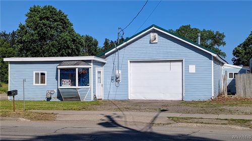 9712 Main St, Machias, NY, 14101-9798 | Card Image