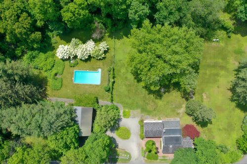 708 L Ponus Rdg, New Canaan, CT, 06840-3410 | Card Image