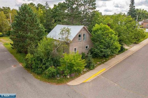 24 Second Ave, Soudan, MN, 55782-2401 | Card Image