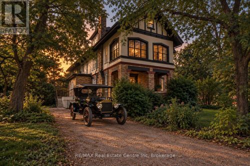 41 Grange St, Guelph, ON, N1E2T8 | Card Image