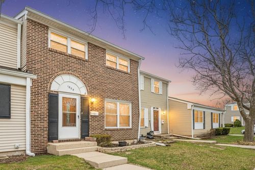1808 Largo Ct, Schaumburg, IL, 60194-2227 | Card Image