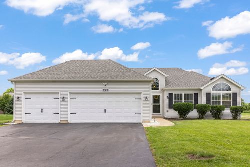 803 Canyon Trl, Yorkville, IL, 60560-4569 | Card Image