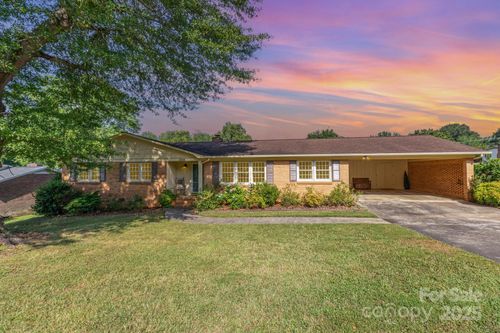 1218 Westwood Dr, Shelby, NC, 28152-7000 | Card Image