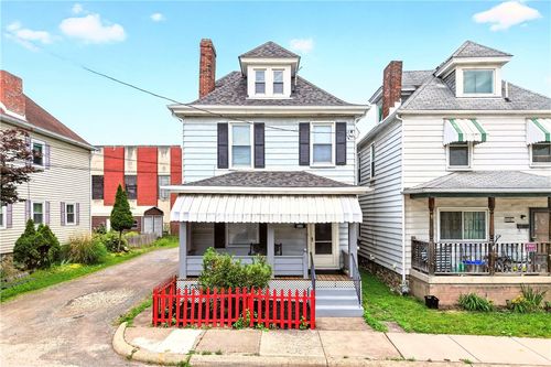 410 Kendall St, Coraopolis, PA, 15108 | Card Image