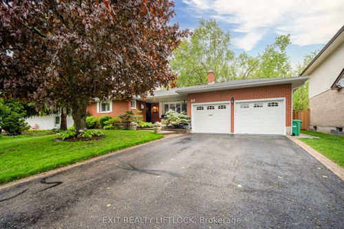 68 Champlain Cres, Peterborough, ON, K9L1T1 | Card Image